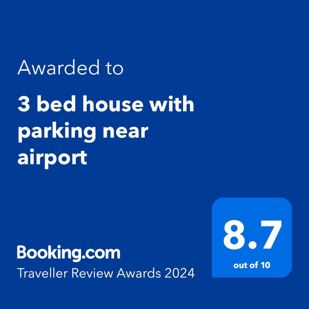 3 Bed House With Parking Near Airport Villa เอดินบะระ ภายนอก รูปภาพ